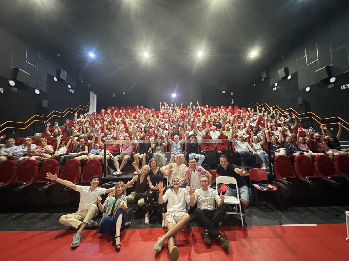 Alumnos y asistentes de la muestra final del curso 2026